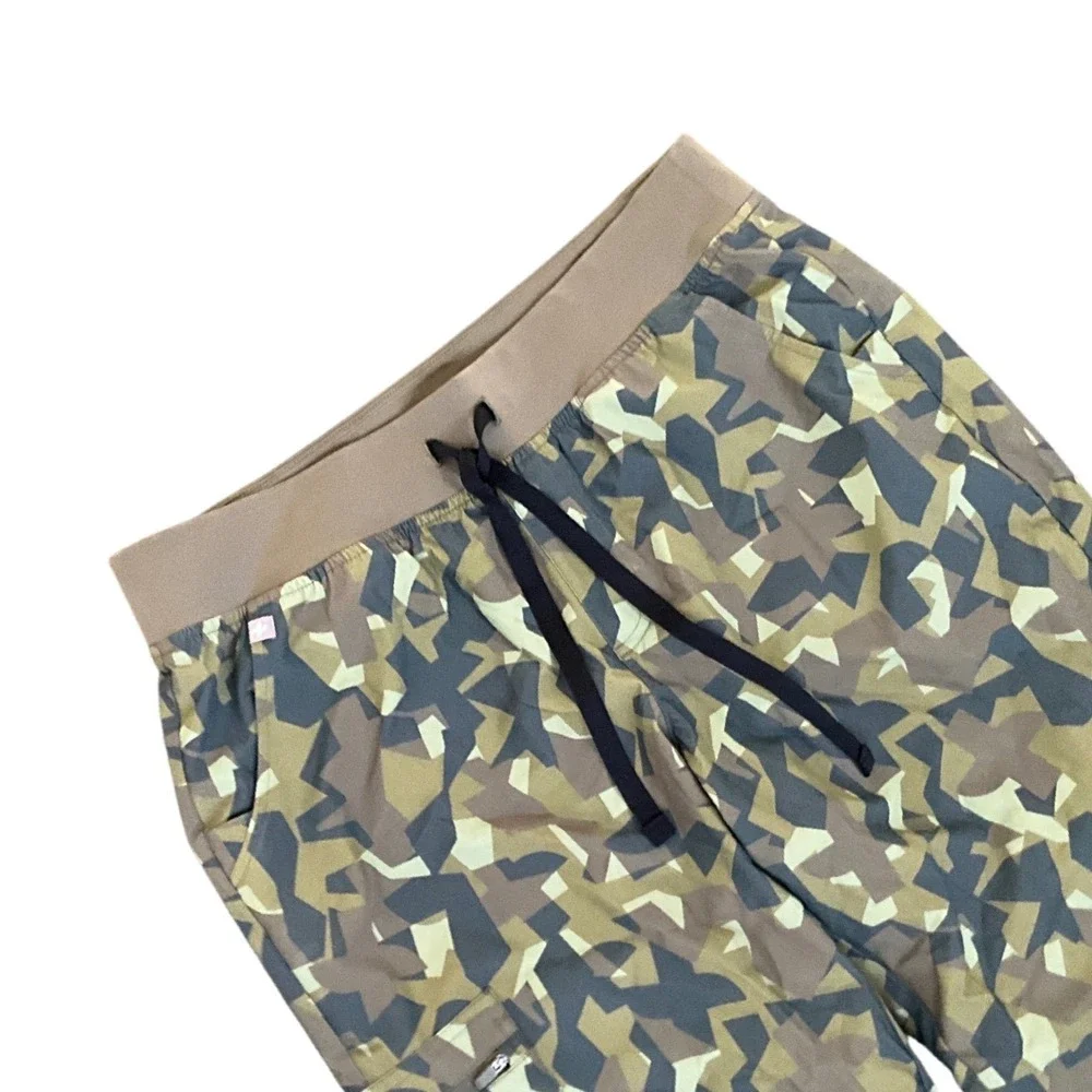 FIGS Zamora Lined Camo‎ Scrub Jogger Pants Women M Cargo Zip Pocket